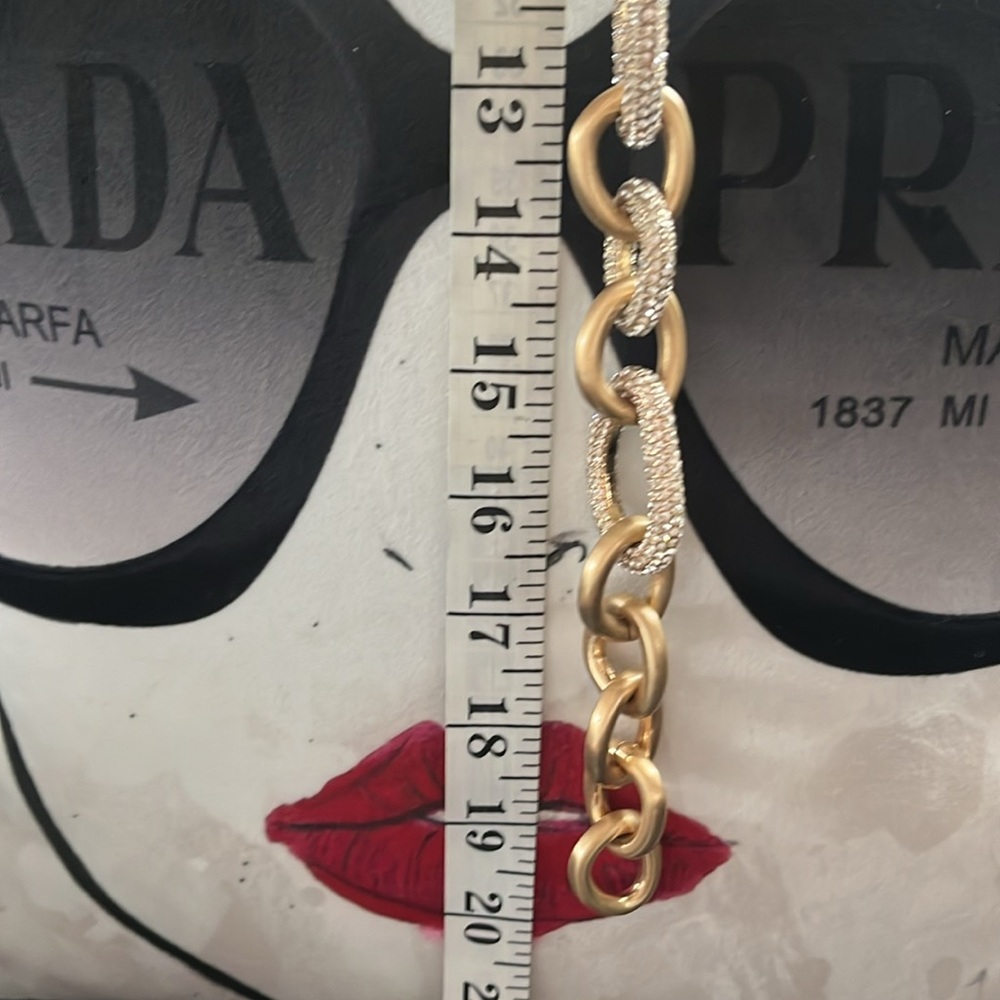 CULT GAIA REYES CLEAR CRYSTAL NECKLACE - Picture 9 of 10